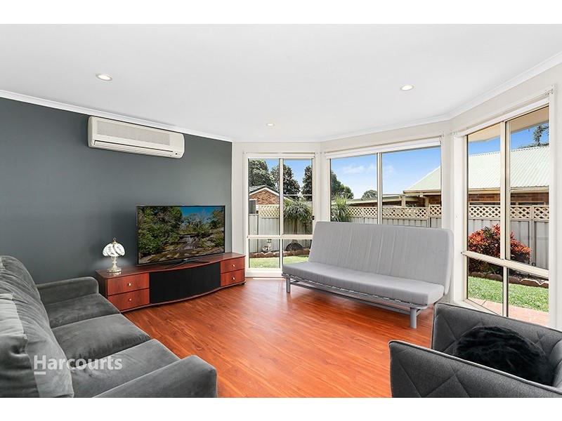 9 Scarborough Circuit, Albion Park NSW 2527