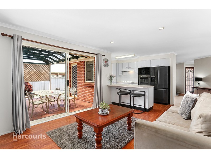 9 Scarborough Circuit, Albion Park NSW 2527