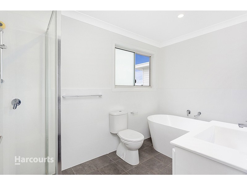 2/214 Princes Highway, Albion Park Rail NSW 2527