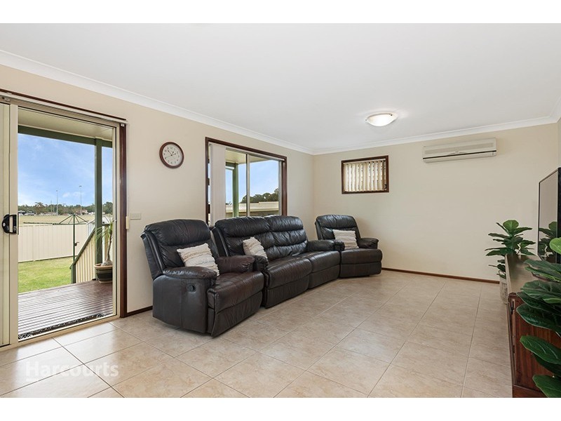 13 Elm Street, Albion Park Rail NSW 2527