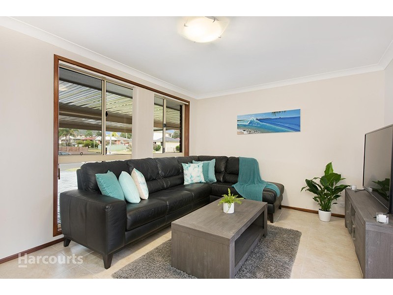 13 Elm Street, Albion Park Rail NSW 2527