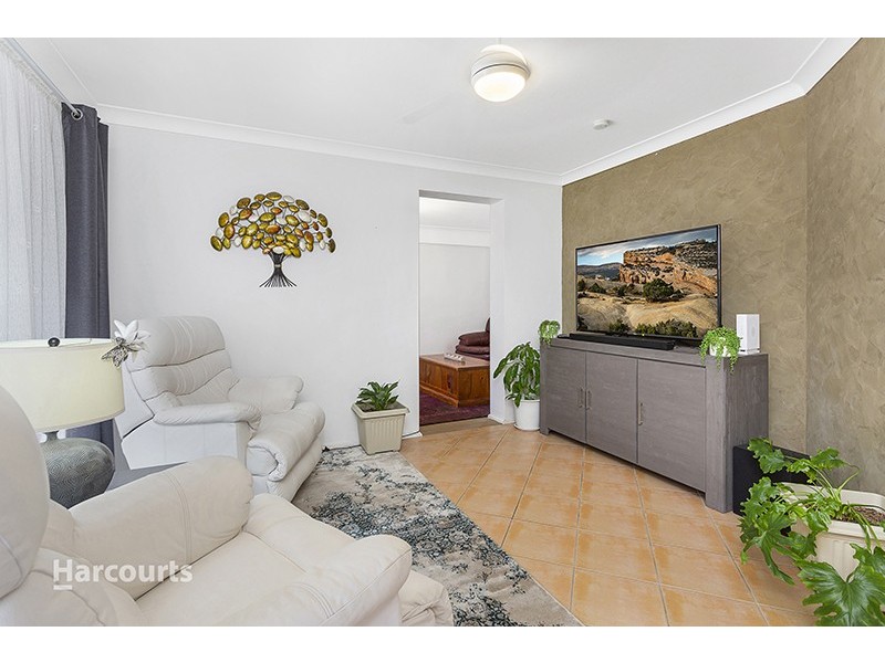 5 Sandpiper Close, Albion Park Rail NSW 2527