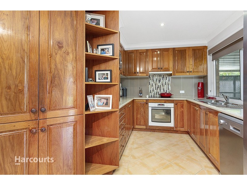 5 Sandpiper Close, Albion Park Rail NSW 2527