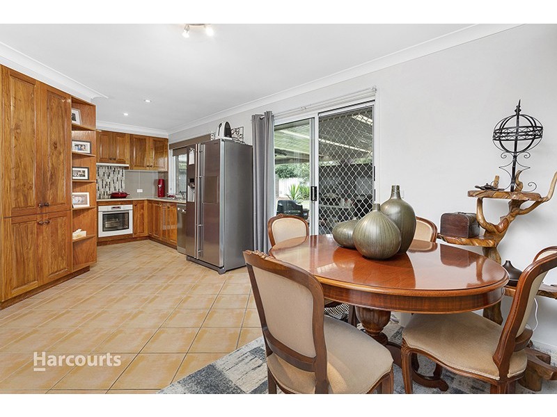 5 Sandpiper Close, Albion Park Rail NSW 2527