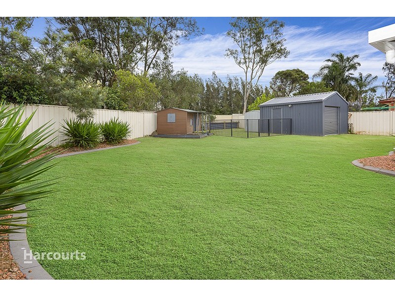 5 Sandpiper Close, Albion Park Rail NSW 2527