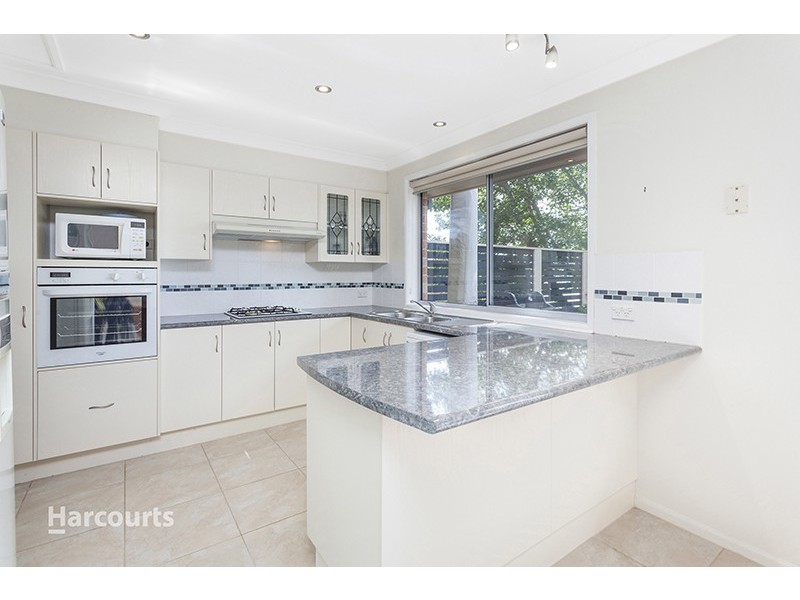 9 Crest Road, Albion Park NSW 2527