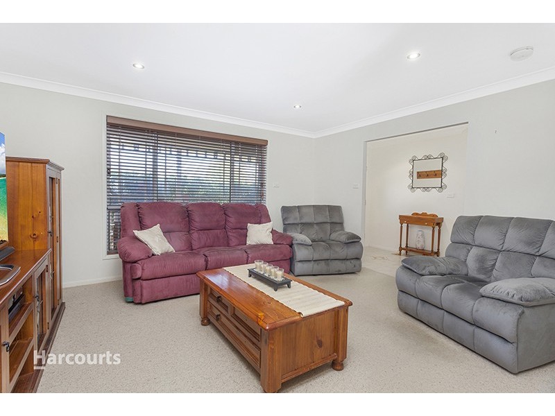 9 Crest Road, Albion Park NSW 2527