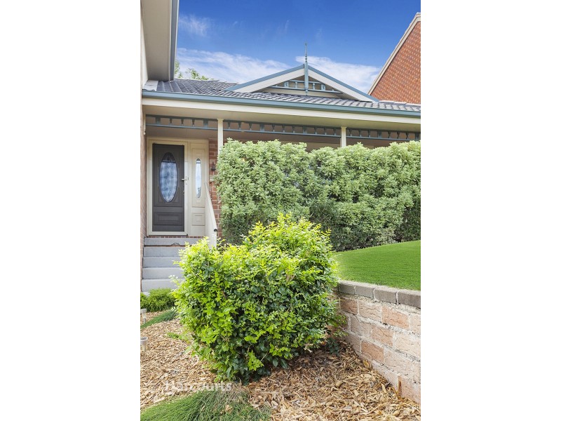 9 Crest Road, Albion Park NSW 2527