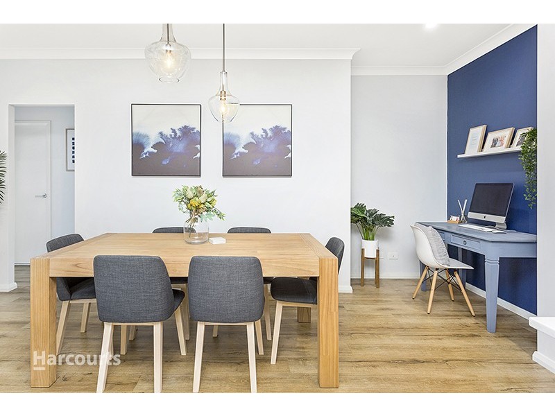 11 Meander Drive, Calderwood NSW 2527