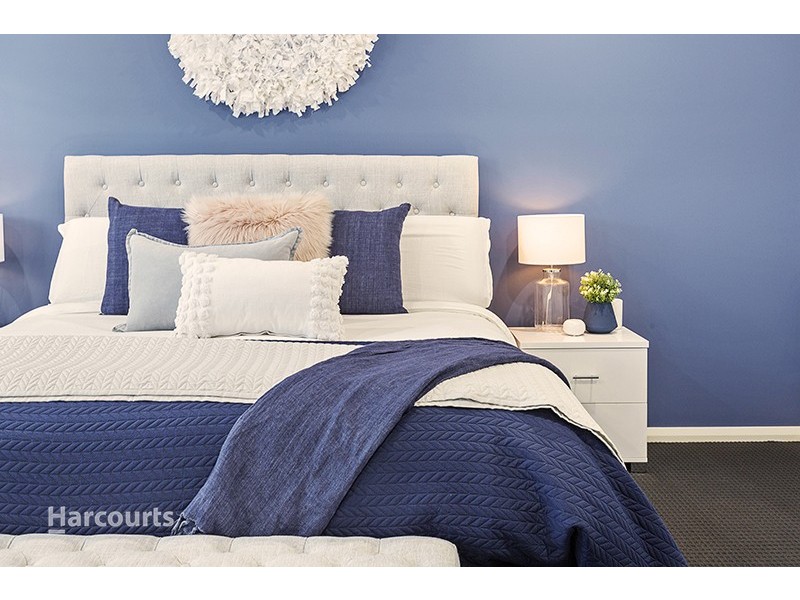 11 Meander Drive, Calderwood NSW 2527