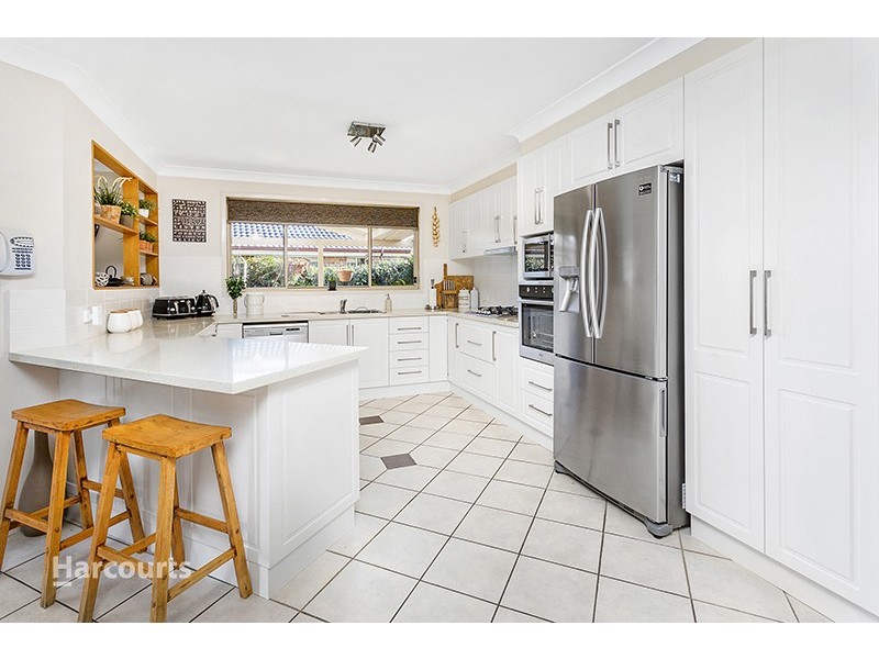 6 Esperance Drive, Albion Park NSW 2527
