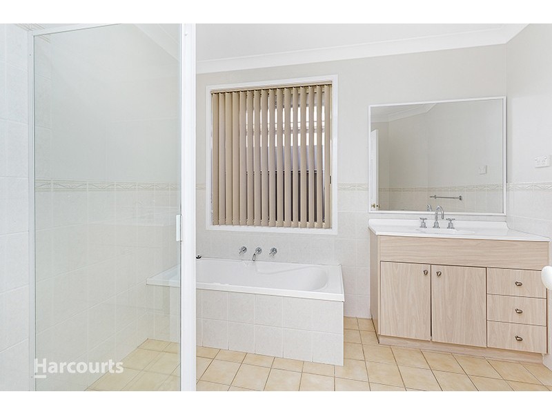 18 Pickersgill Way, Shell Cove NSW 2529