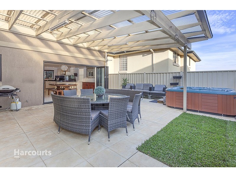 1 Gore Avenue, Shell Cove NSW 2529