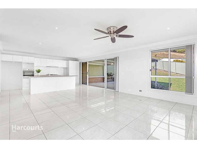 10 Clermont Crescent, Albion Park NSW 2527