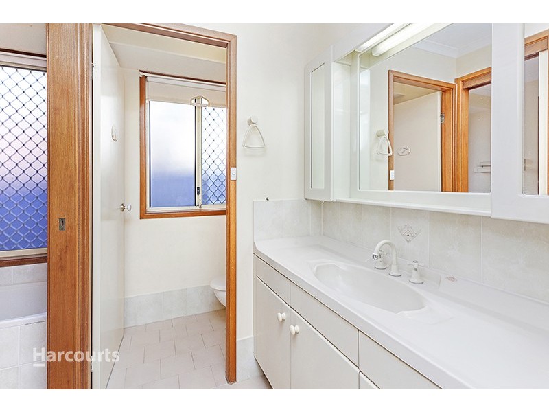 118 Hillside Drive, Albion Park NSW 2527