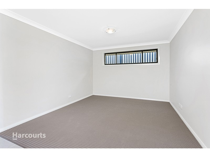 12 Farmgate Crescent, Calderwood NSW 2527