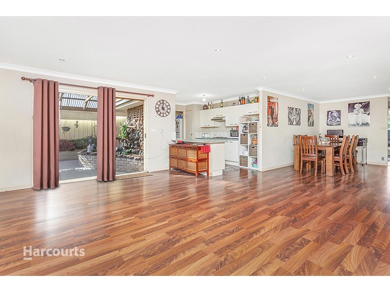 16 Wallis Close, Flinders NSW 2529