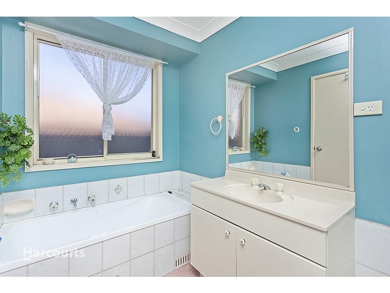 16 Wallis Close, Flinders NSW 2529