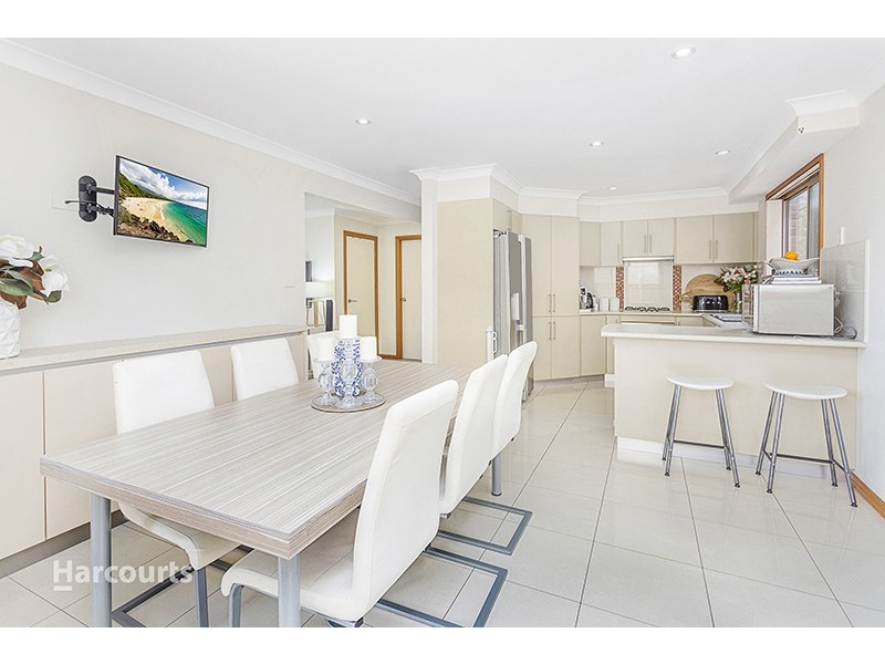 15 Banks Drive, Shell Cove NSW 2529