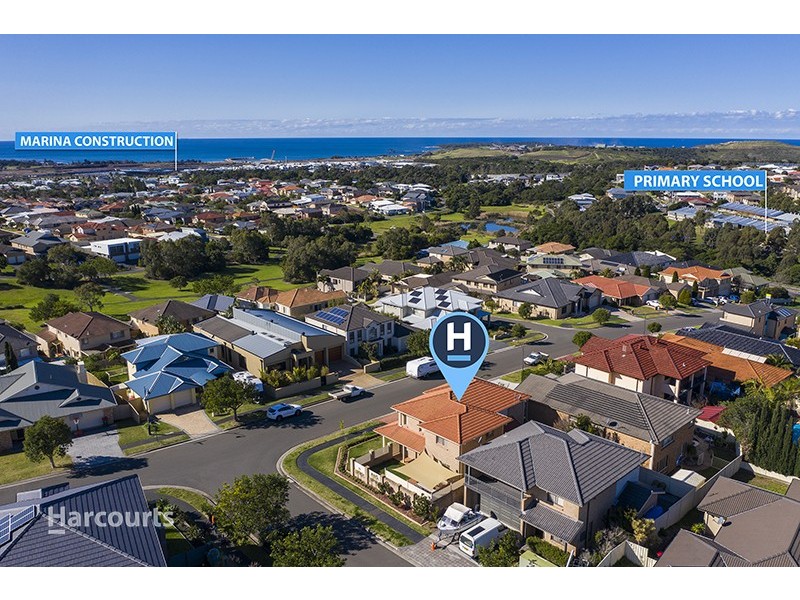 15 Banks Drive, Shell Cove NSW 2529