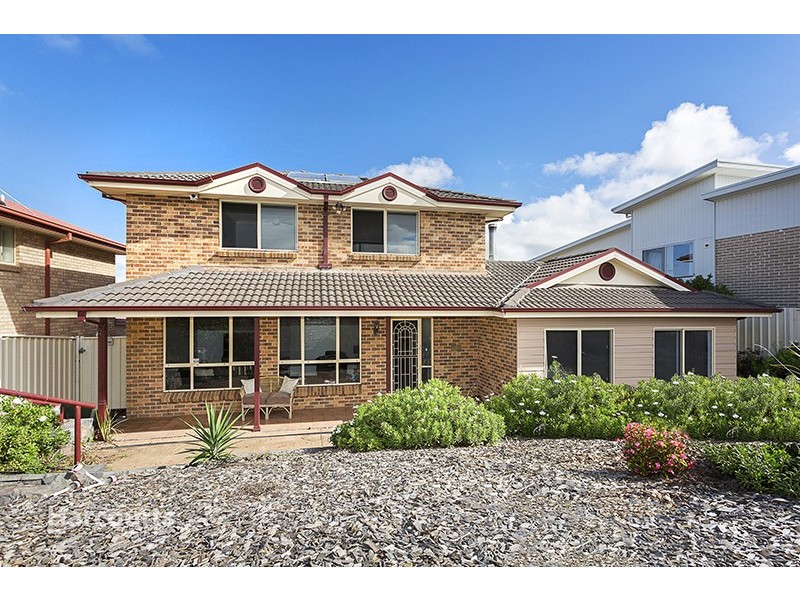 15 Meroo Close, Flinders NSW 2529