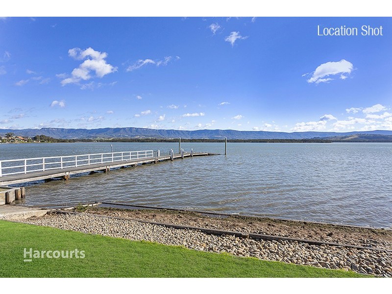 12 The Boulevarde, Oak Flats NSW 2529