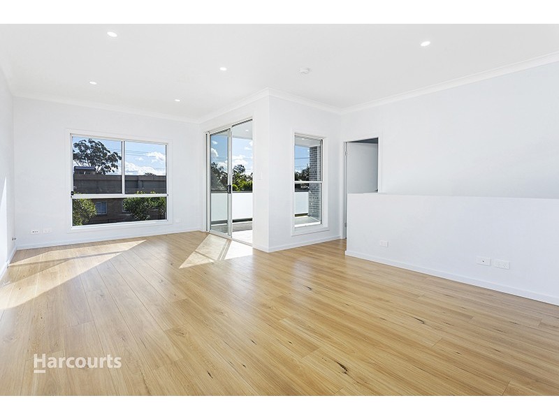 13 Reid Street, Oak Flats NSW 2529