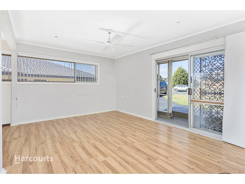 87 Queen Street, Lake Illawarra NSW 2528