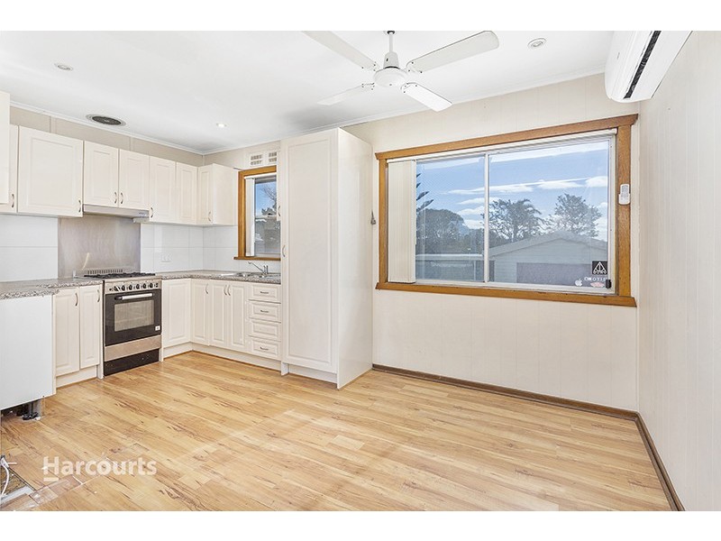 87 Queen Street, Lake Illawarra NSW 2528