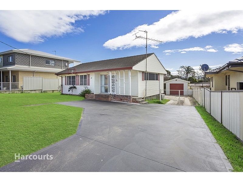 87 Queen Street, Lake Illawarra NSW 2528