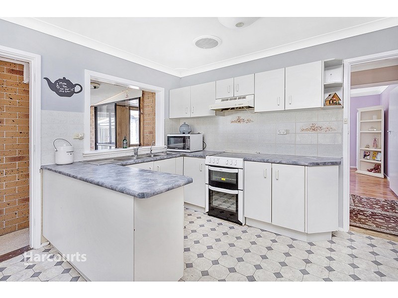 51 Addison Avenue, Lake Illawarra NSW 2528