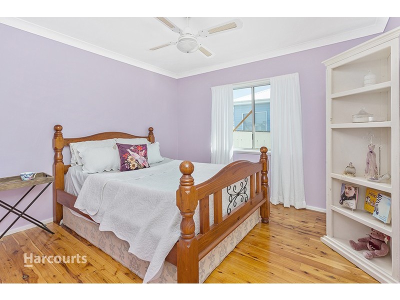 51 Addison Avenue, Lake Illawarra NSW 2528