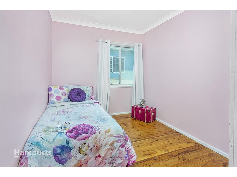 51 Addison Avenue, Lake Illawarra NSW 2528