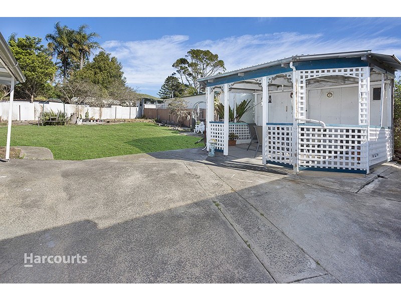 51 Addison Avenue, Lake Illawarra NSW 2528