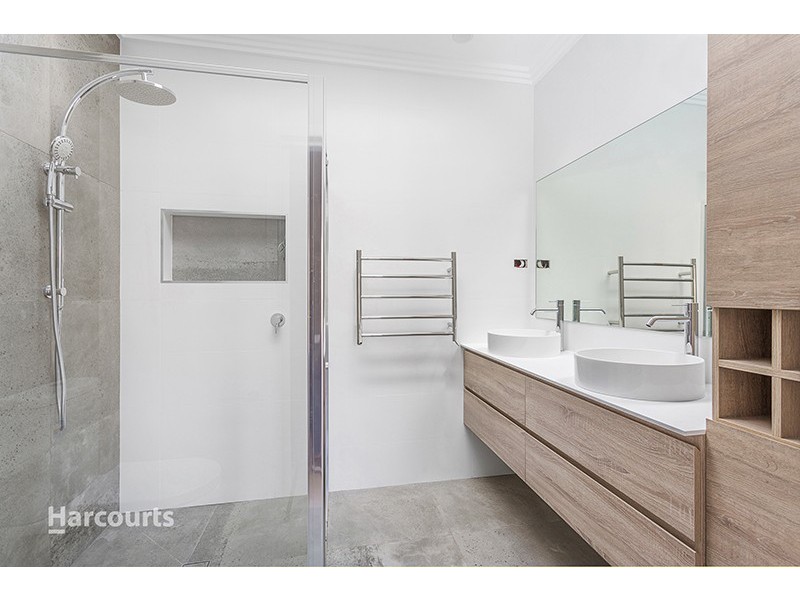 48 Paul Circuit, Tullimbar NSW 2527