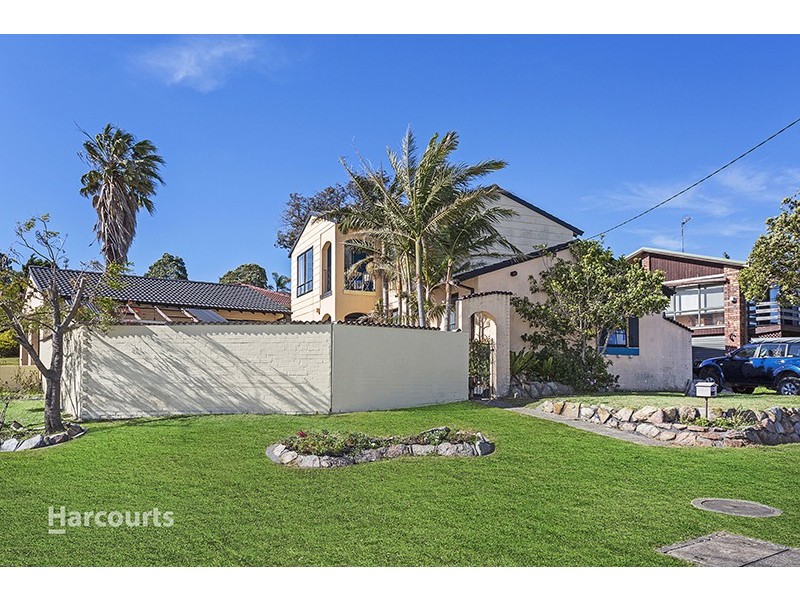 18 Gray Avenue, Mount Warrigal NSW 2528