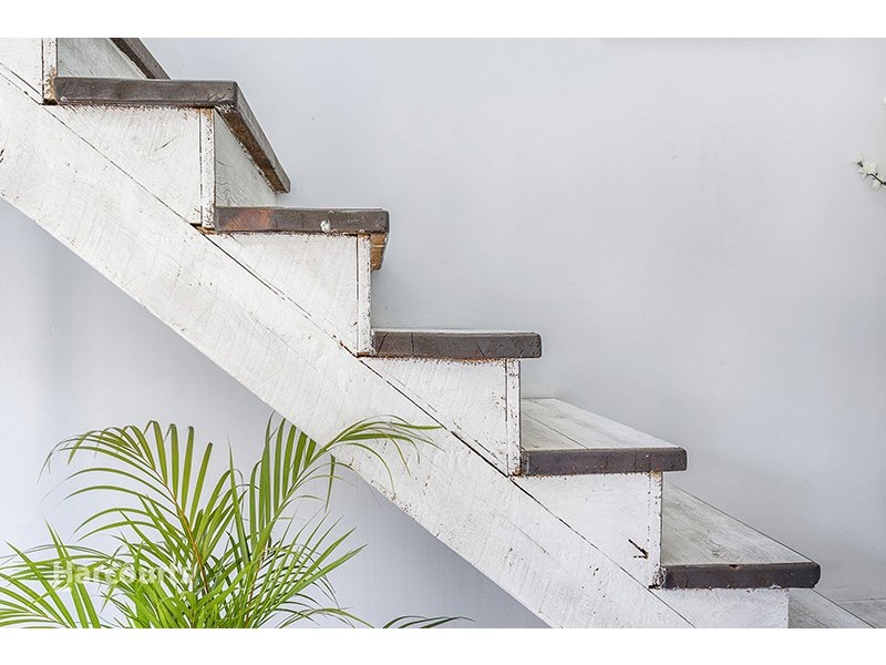 18 Gray Avenue, Mount Warrigal NSW 2528