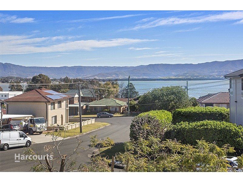 18 Gray Avenue, Mount Warrigal NSW 2528