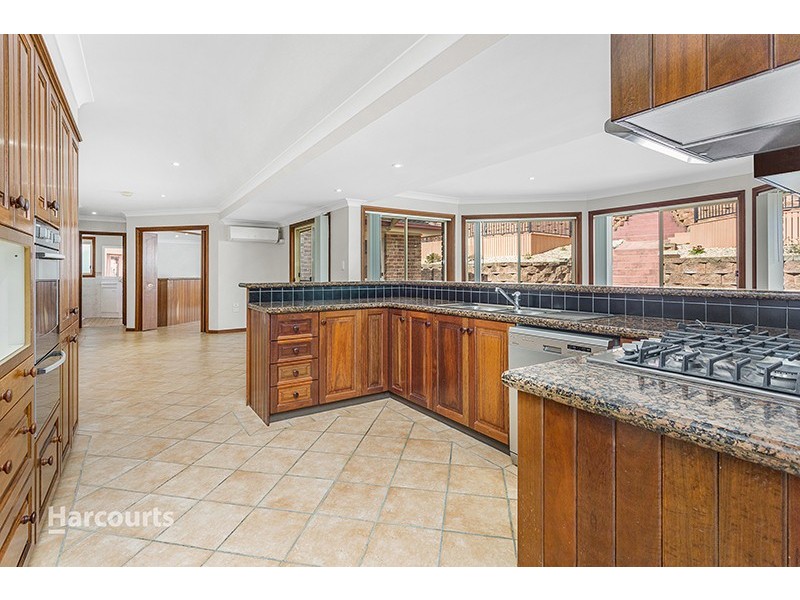 25 Severn Place, Albion Park NSW 2527