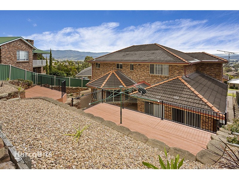 25 Severn Place, Albion Park NSW 2527