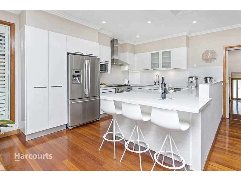 125 Little Lake Crescent, Warilla NSW 2528