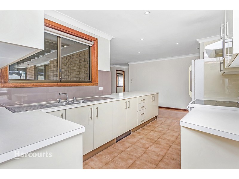 19 Noble Road, Albion Park NSW 2527