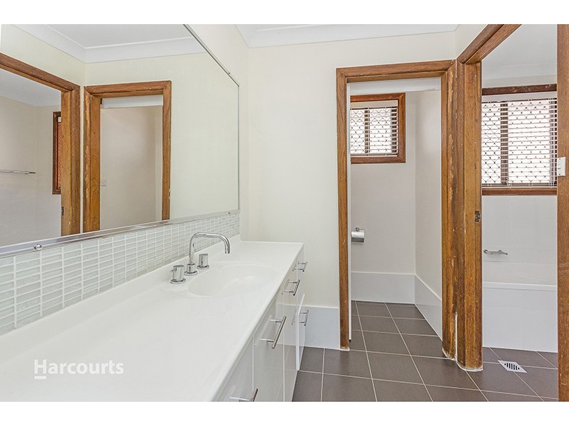 19 Noble Road, Albion Park NSW 2527