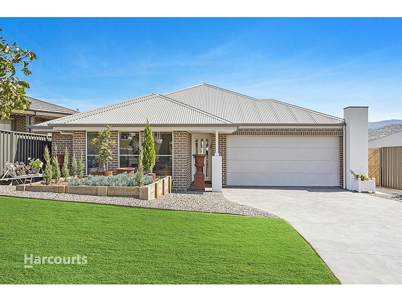 80 Yellow Rock Road, Tullimbar NSW 2527