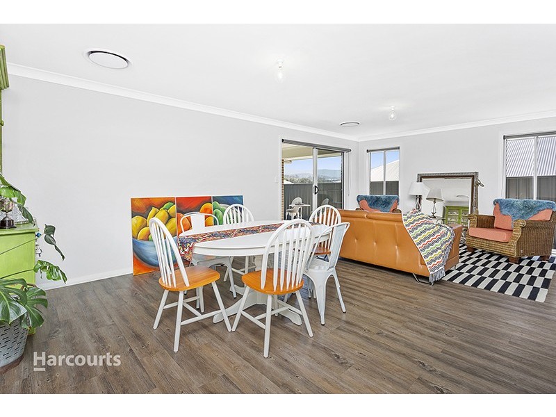 80 Yellow Rock Road, Tullimbar NSW 2527