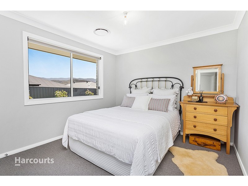 80 Yellow Rock Road, Tullimbar NSW 2527