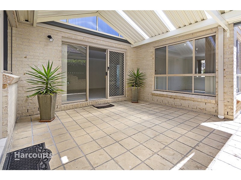 10 Green Crescent, Shell Cove NSW 2529