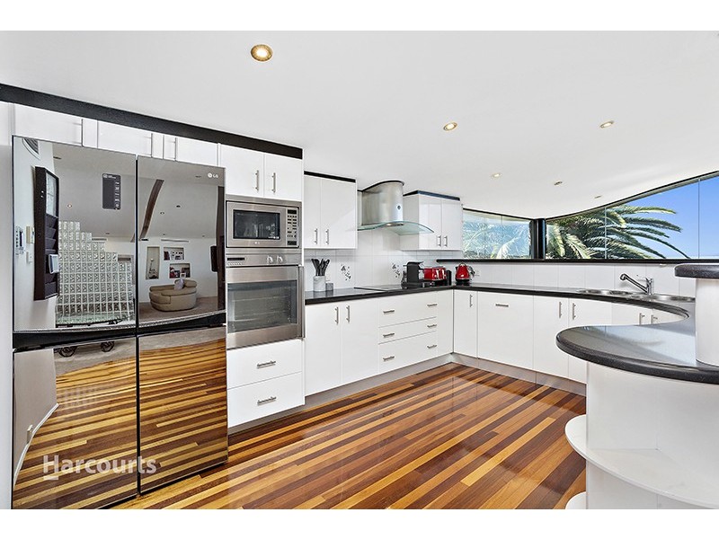 51 Scenic Crescent, Albion Park NSW 2527
