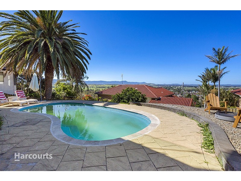 51 Scenic Crescent, Albion Park NSW 2527