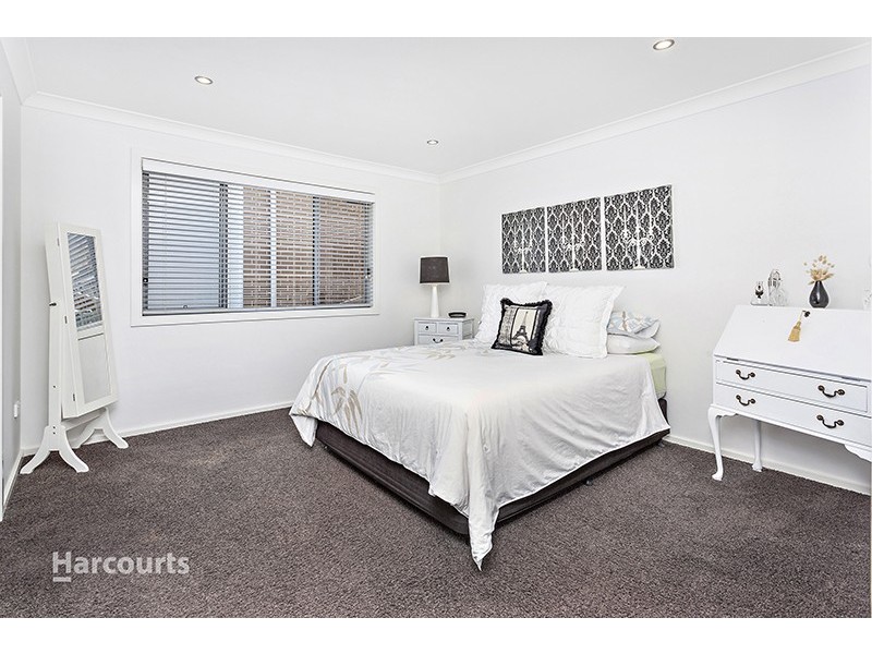 17A Chaplin Place, Albion Park NSW 2527